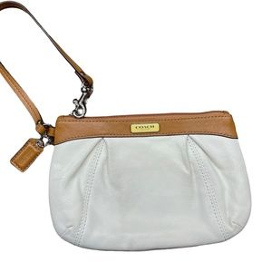 COACH wristlet clutch purse wallet